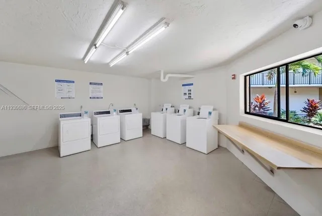 $2,275 | 8065 Southwest 107th Avenue, Unit 313, Miami, FL 33173