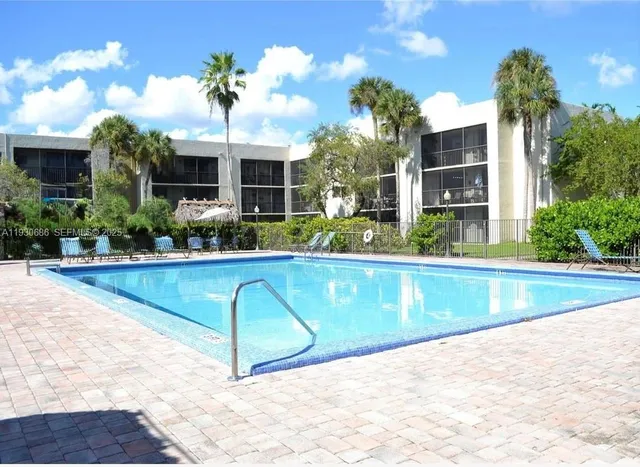 $2,275 | 8065 Southwest 107th Avenue, Unit 313, Miami, FL 33173