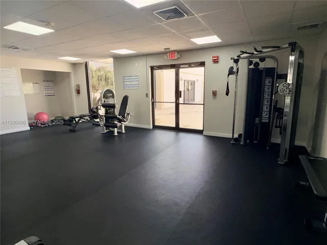 $2,275 | 8065 Southwest 107th Avenue, Unit 313, Miami, FL 33173