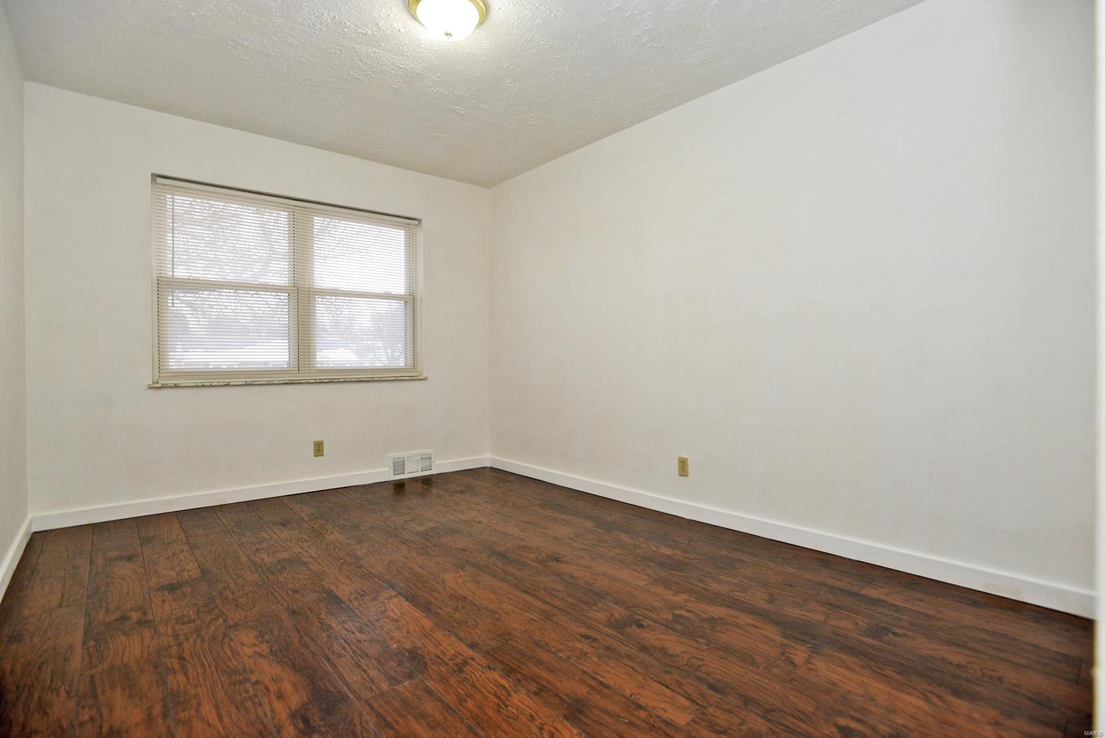 10847 Tesson Ferry Road St. Louis, MO 63123 - Photo 14 of 56 Gallery Image 14