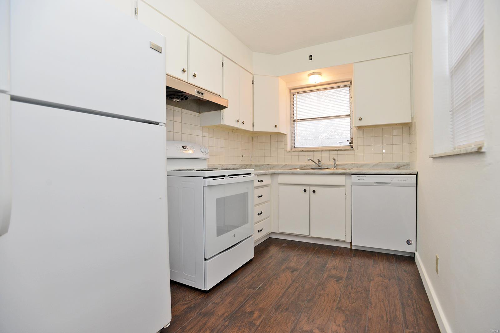 10847 Tesson Ferry Road St. Louis, MO 63123 - Photo 8 of 56 Gallery Image 8