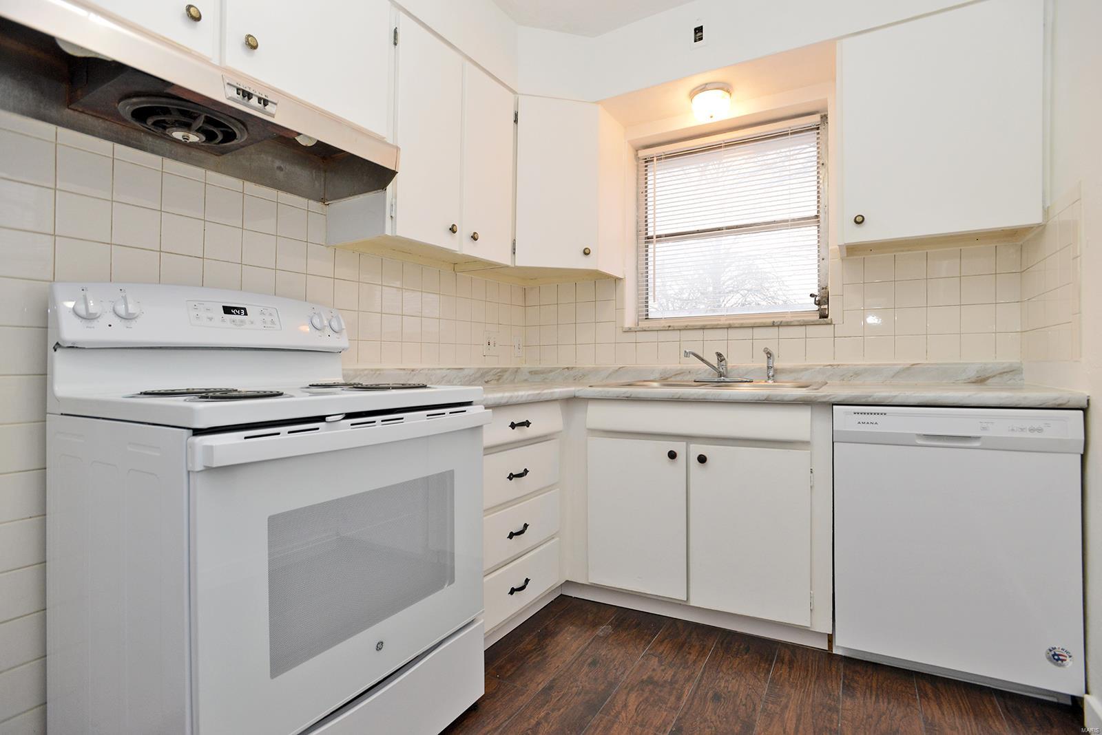 10847 Tesson Ferry Road St. Louis, MO 63123 - Photo 9 of 56 Gallery Image 9