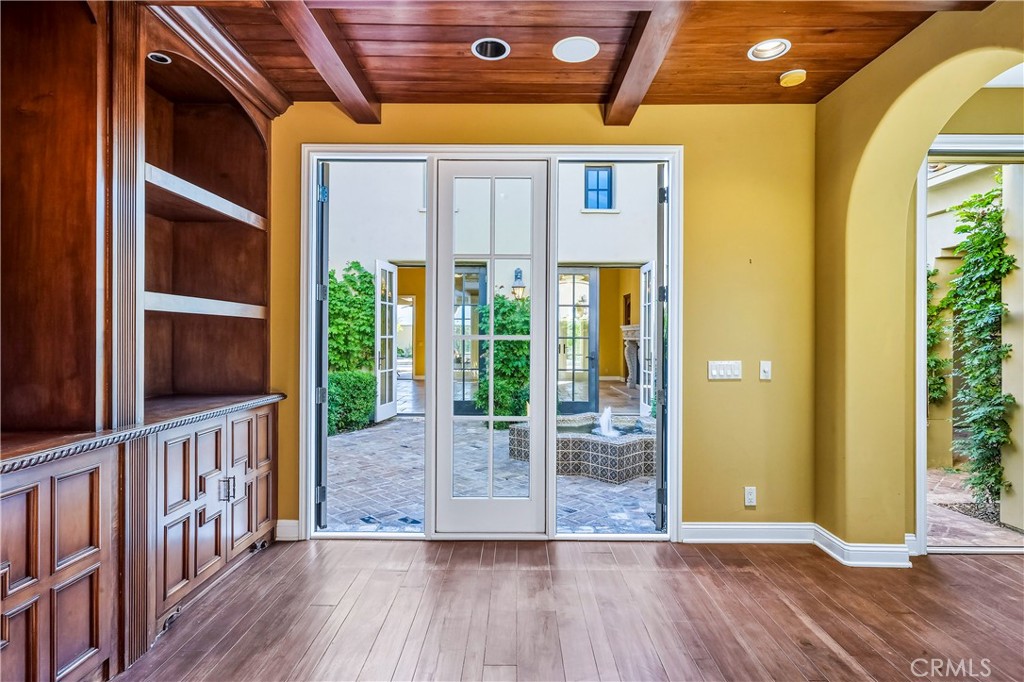 13 Cassis Circle Rancho Mirage, CA 92270 - Photo 48 of 70 a view of entryway with wooden floor