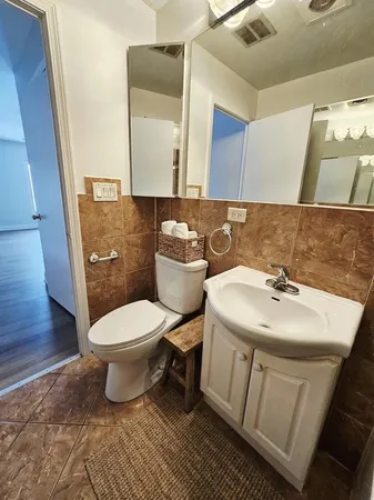 $2,100 | 1550 Sandpebble Drive, Unit 210, Wheeling, IL 60090