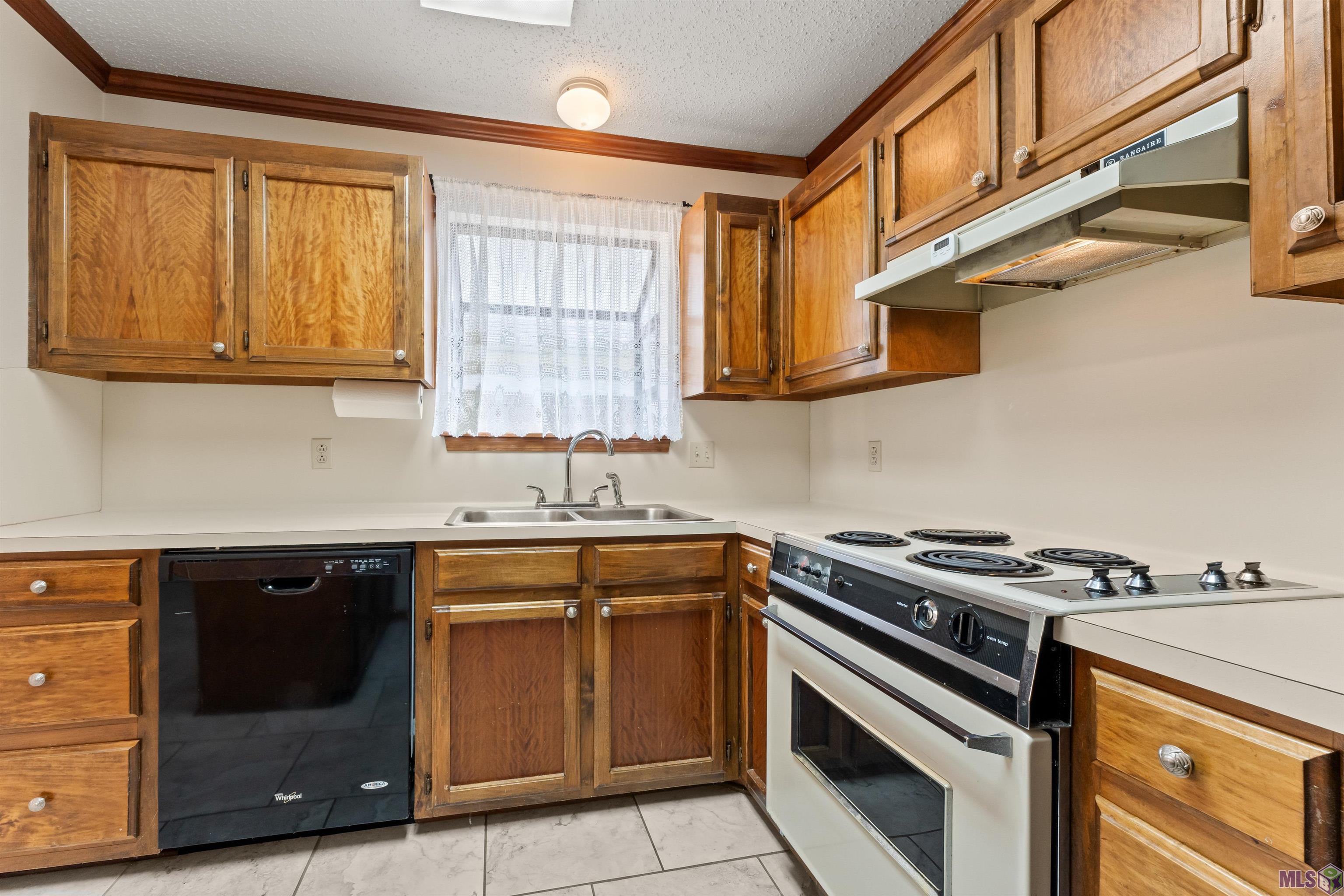 974 Ridgepoint Court, Unit 974 Baton Rouge, LA 70810 - Photo 12 of 23