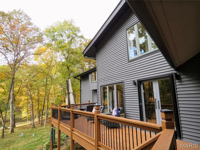 $1,100,000 | 5 Chesterfield Lakes Road, Chesterfield, MO 63005