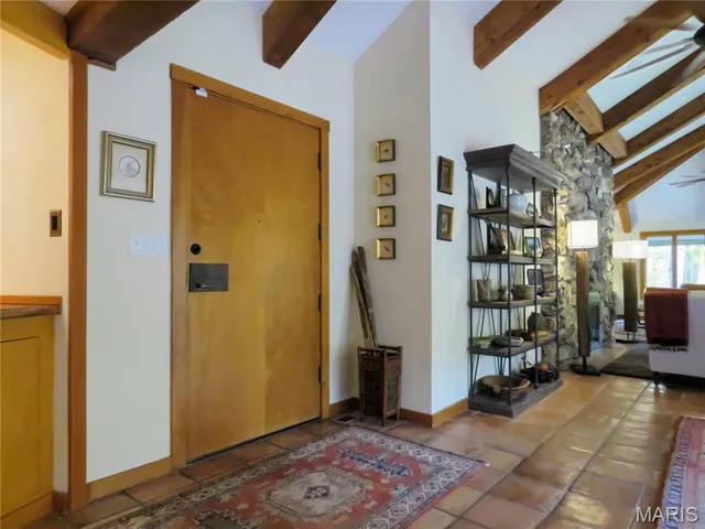 $1,100,000 | 5 Chesterfield Lakes Road, Chesterfield, MO 63005