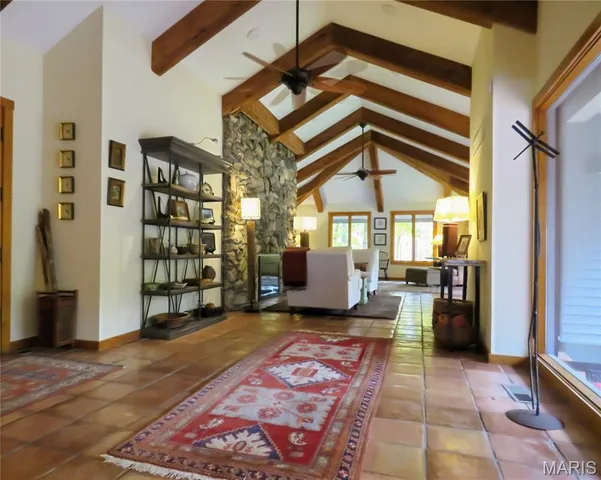 $1,100,000 | 5 Chesterfield Lakes Road, Chesterfield, MO 63005