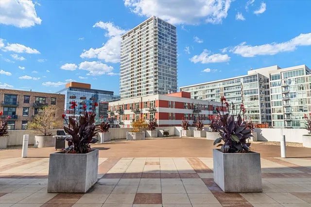 $385,000 | 1600 South Indiana Avenue, Unit 908, Chicago, IL 60616