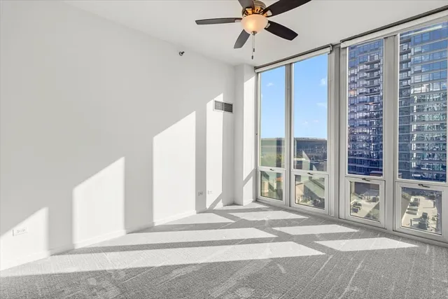 $385,000 | 1600 South Indiana Avenue, Unit 908, Chicago, IL 60616