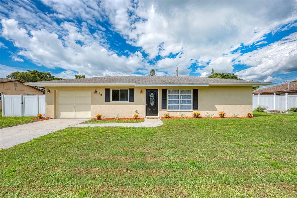 32 Dartmouth Road Venice, FL 34293 - Photo 1 of 1