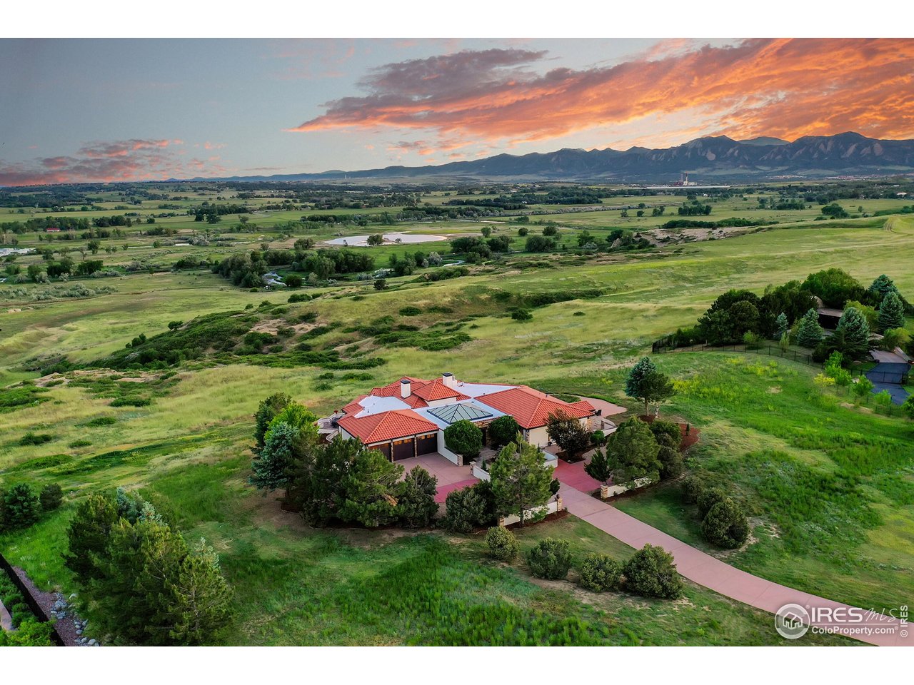 8758 West Phillips Road Boulder, CO 80301 - Photo 3 of 45