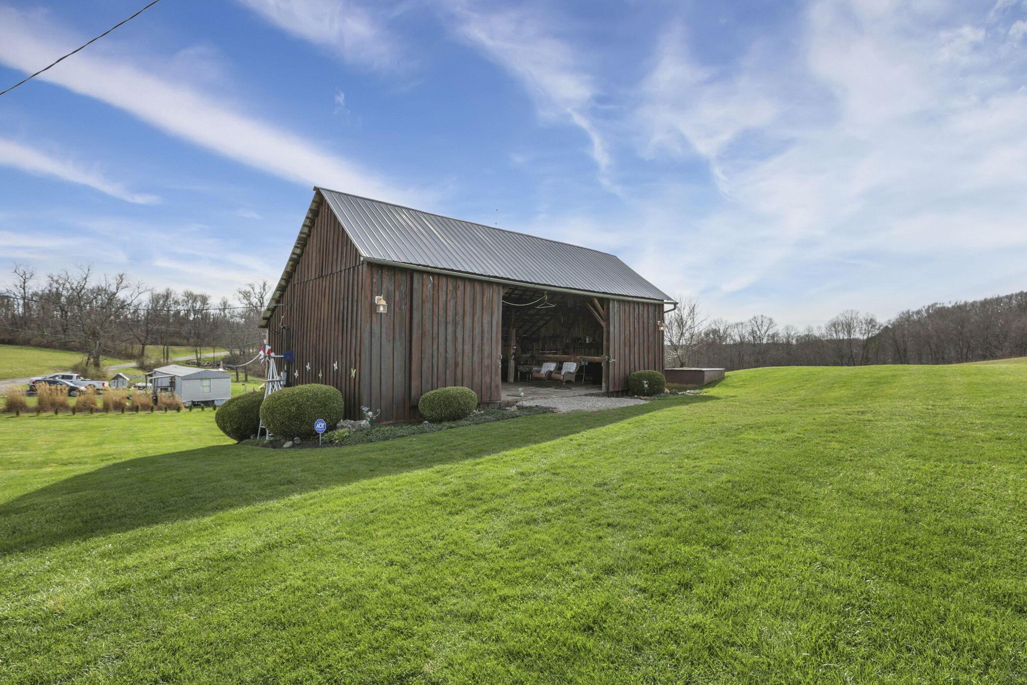 5502 Dutch Ridge Road Southeast New Straitsville, OH 43766 - Photo 55 of 80 54-web-or-mls-0V3A4378