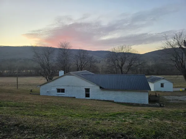 $175,000 | 13711 Sherwood Road, Sherwood, TN 37376