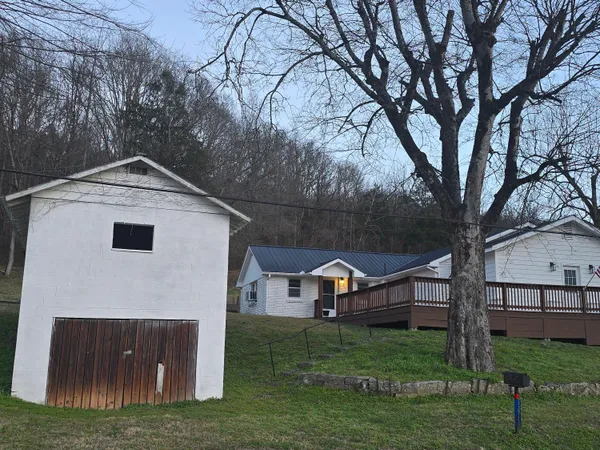 $175,000 | 13711 Sherwood Road, Sherwood, TN 37376