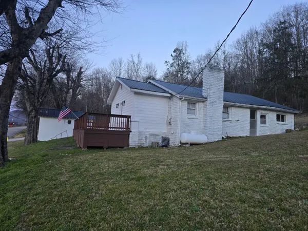 $175,000 | 13711 Sherwood Road, Sherwood, TN 37376