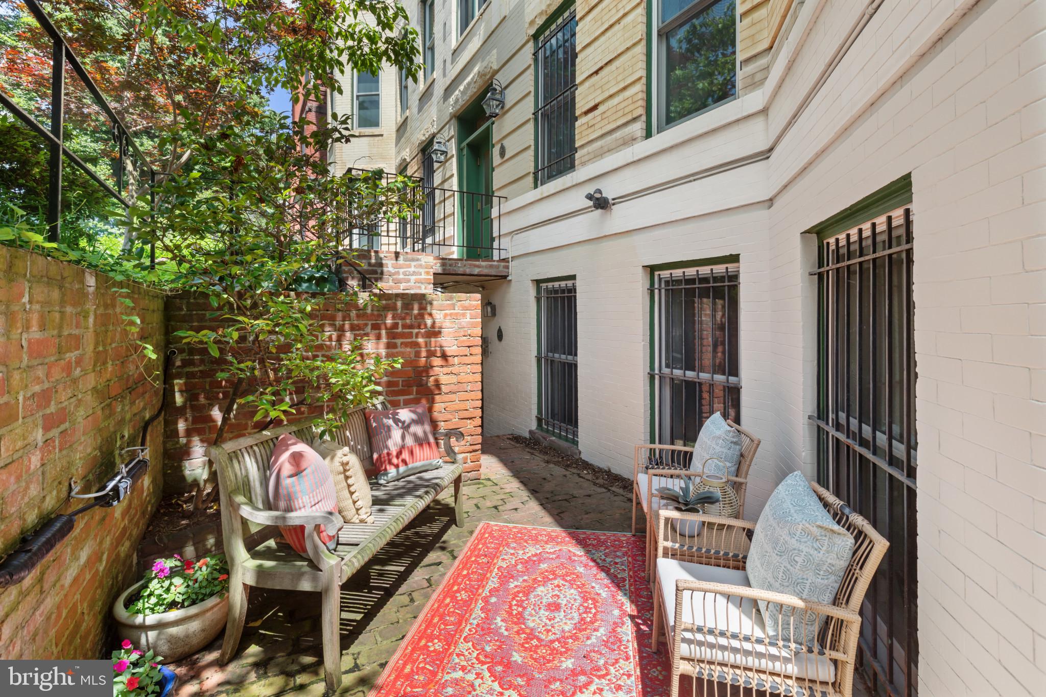 1024 Massachusetts Avenue Northeast, Unit 2 Washington, DC 20002 - Photo 31 of 37