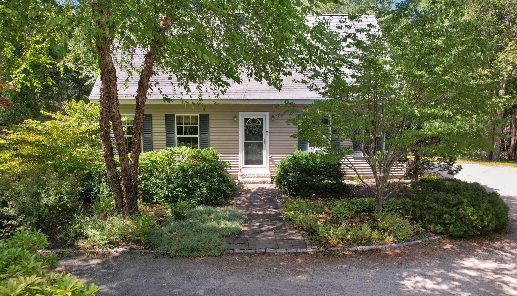 97 Crabtree Circle Hancock, ME 04640 - Photo 15 of 59 dji_fly_20250822_131354_97_1755907496415