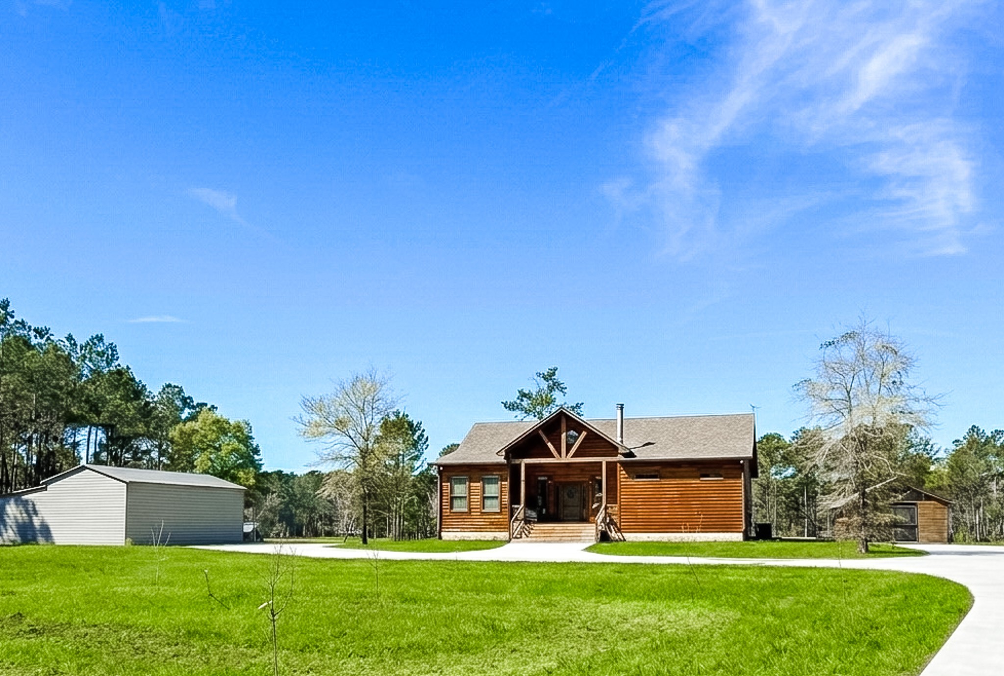 214 Hunters Hill Road Oakhurst, TX 77359 - Photo 2 of 29