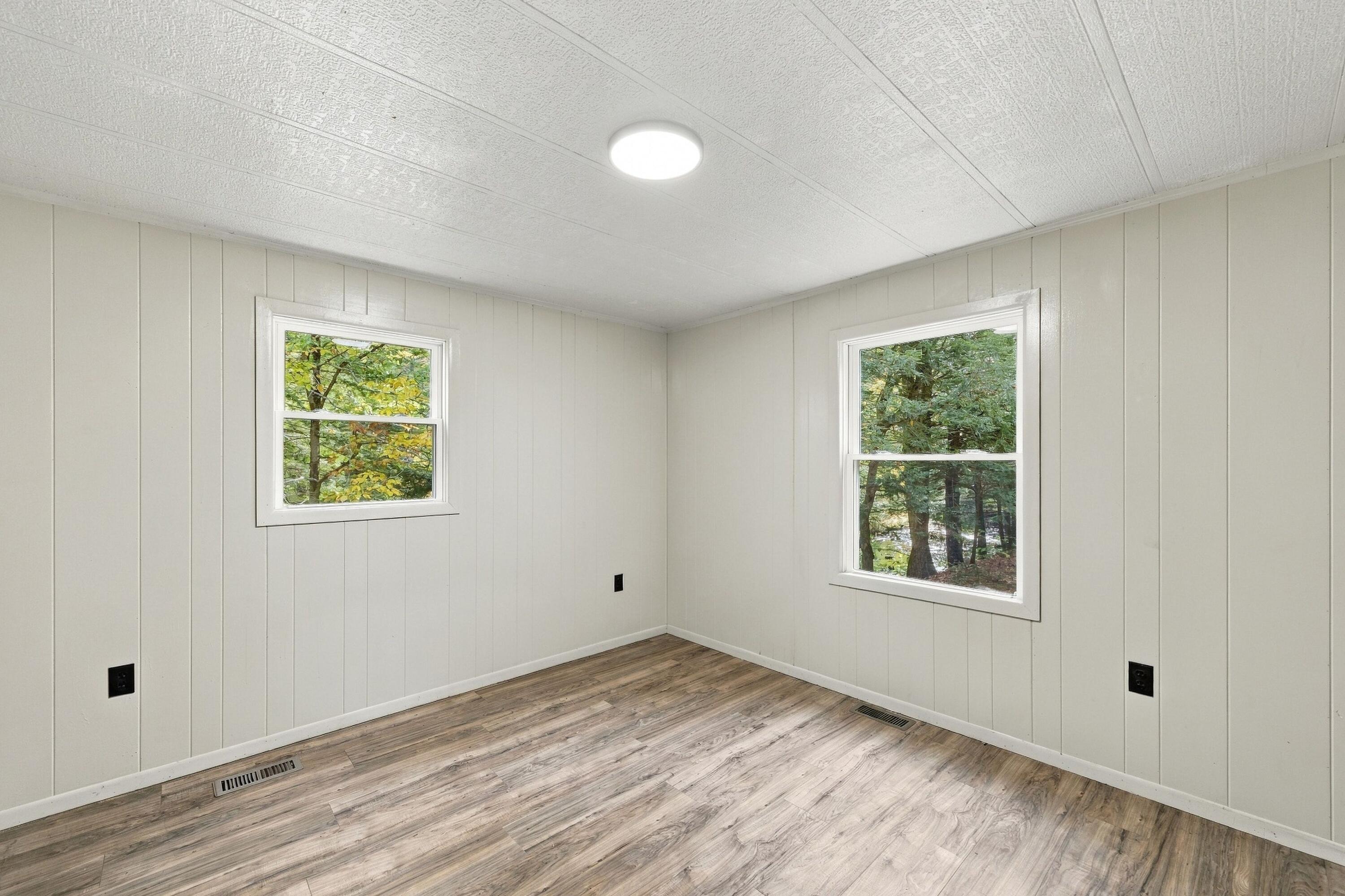 100 Lower Middle Road Lebanon, ME 04027 - Photo 17 of 29 2J5A1182
