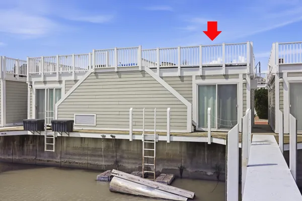 $330,000 | 14 Lighthouse Point, New Buffalo, MI 49117