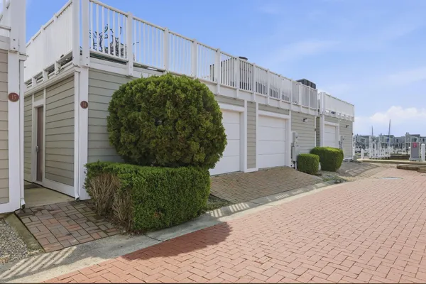 $330,000 | 14 Lighthouse Point, New Buffalo, MI 49117