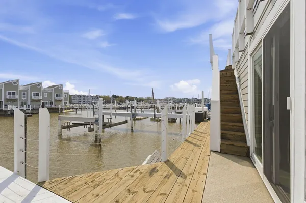 $330,000 | 14 Lighthouse Point, New Buffalo, MI 49117