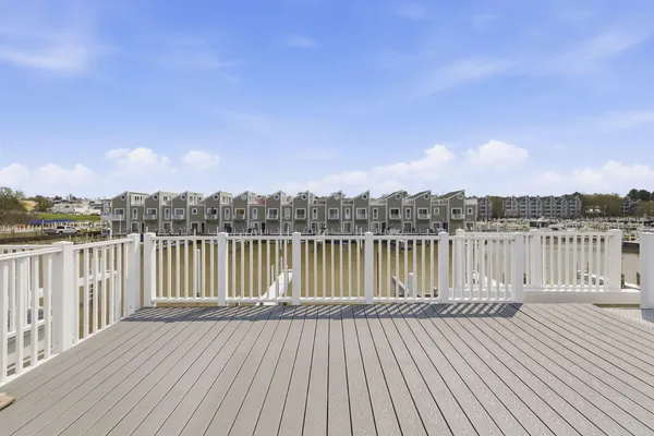 $330,000 | 14 Lighthouse Point, New Buffalo, MI 49117