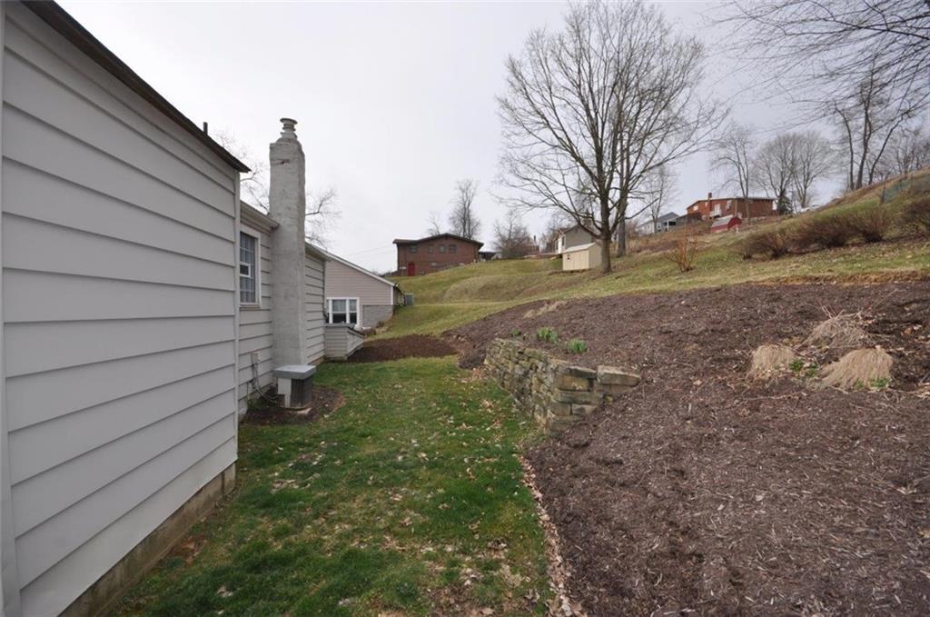 122 Wray Large Road Clairton, PA 15025 - Photo 18 of 19 Gallery Image 18
