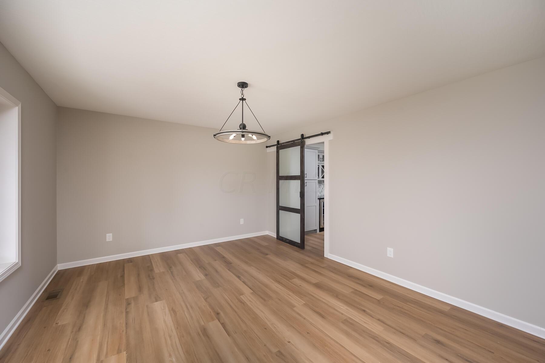 6001 Moore Road Delaware, OH 43015 - Photo 7 of 39 Dining Room