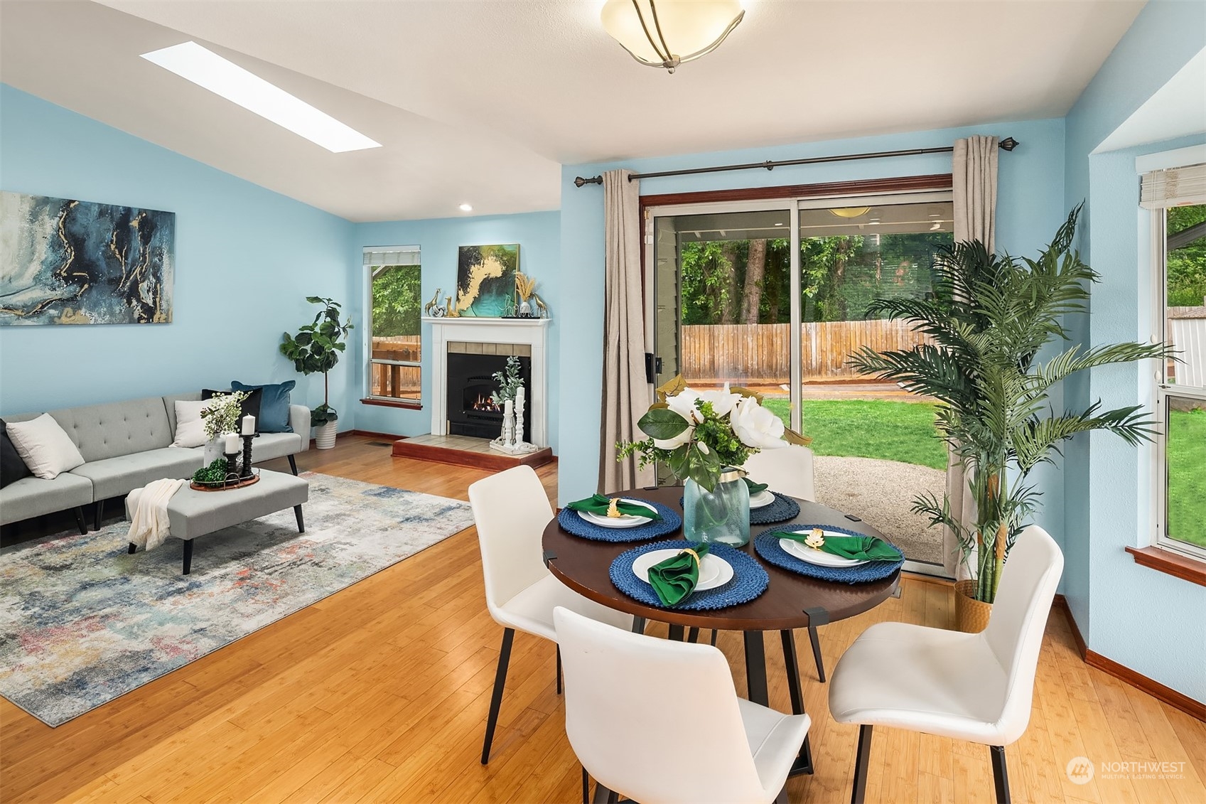 16131 Southeast 156th Street Renton, WA 98058 - Photo 3 of 10 Gallery Image 3