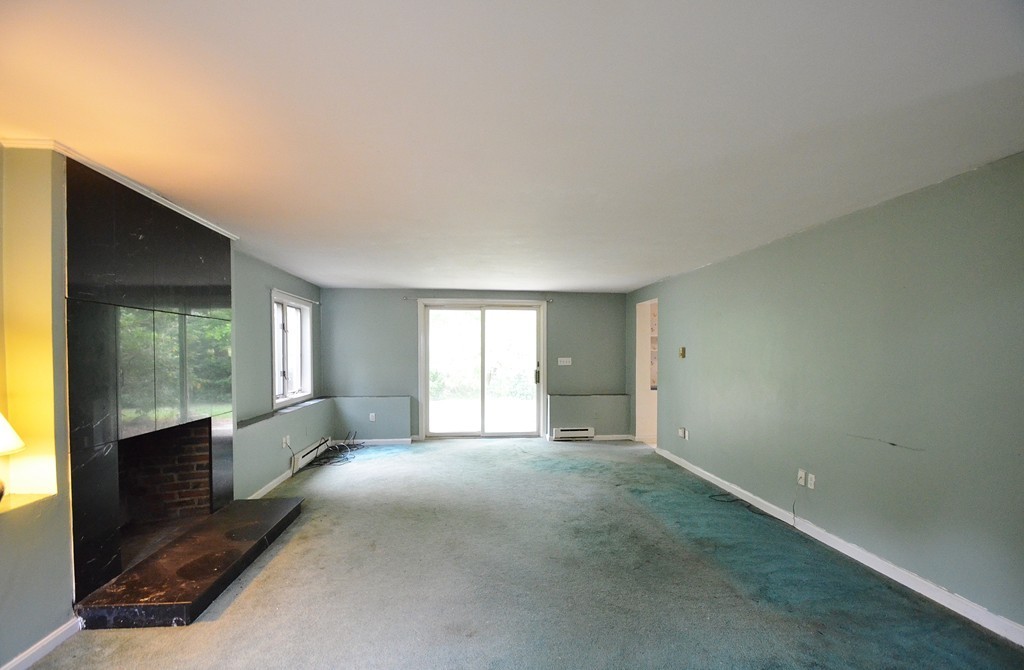 20 Radcliffe Road Billerica, MA 01821 - Photo 12 of 26