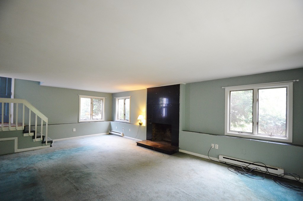 20 Radcliffe Road Billerica, MA 01821 - Photo 13 of 26