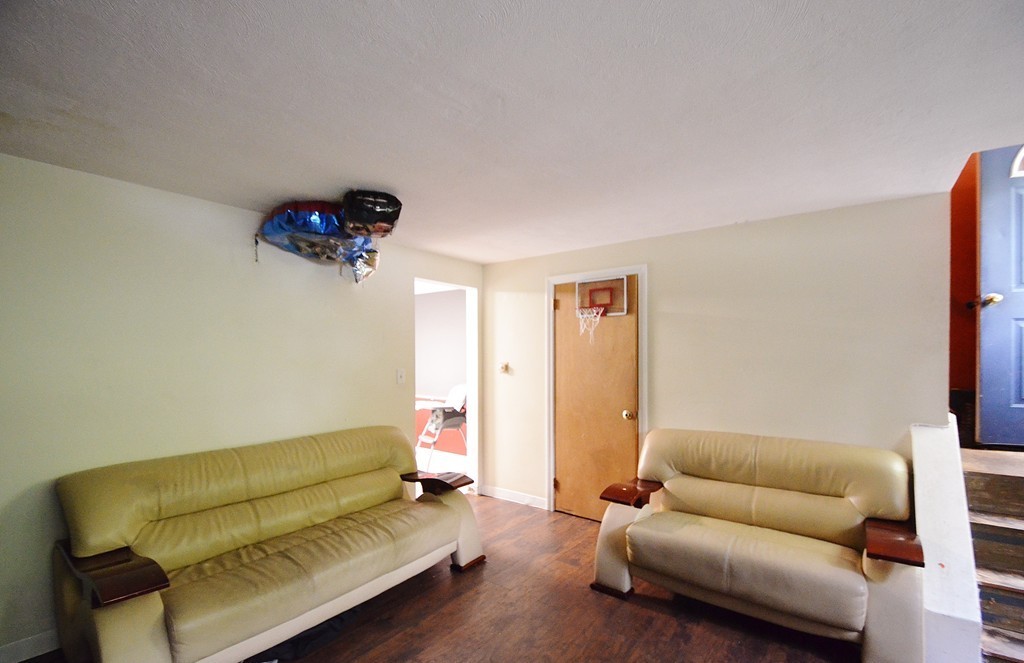 20 Radcliffe Road Billerica, MA 01821 - Photo 3 of 26