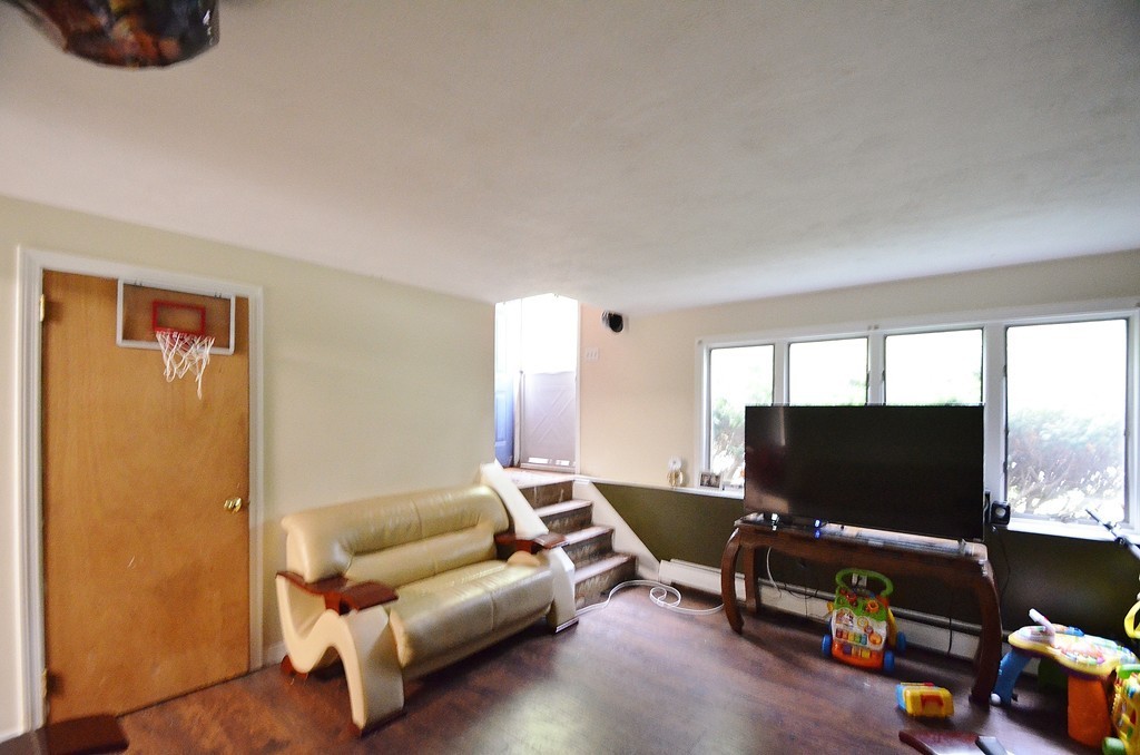 20 Radcliffe Road Billerica, MA 01821 - Photo 4 of 26