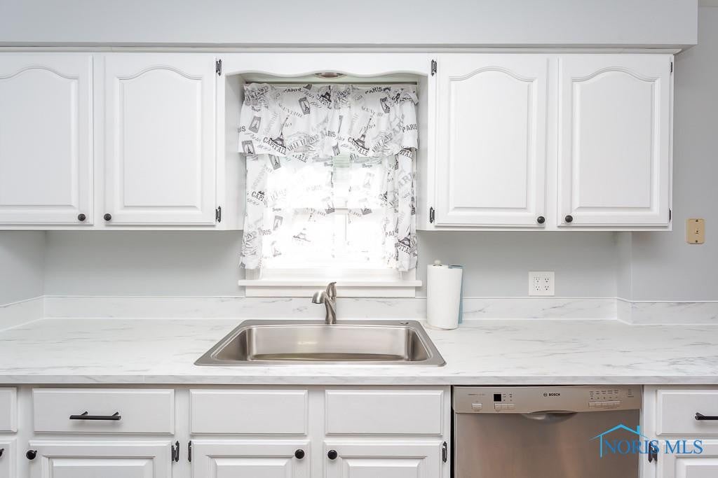 4307 Garrison Road Toledo, OH 43613 - Photo 19 of 43 Gallery Image 19
