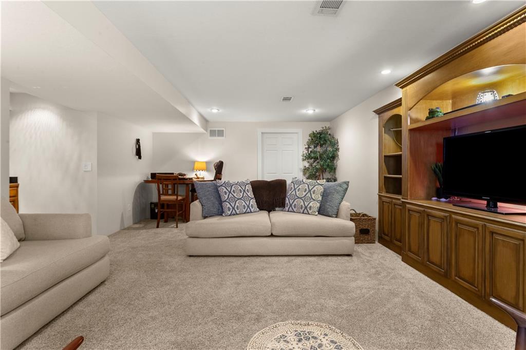 5816 Northeast Ruby Court Lee's Summit, MO 64064 - Photo 42 of 50