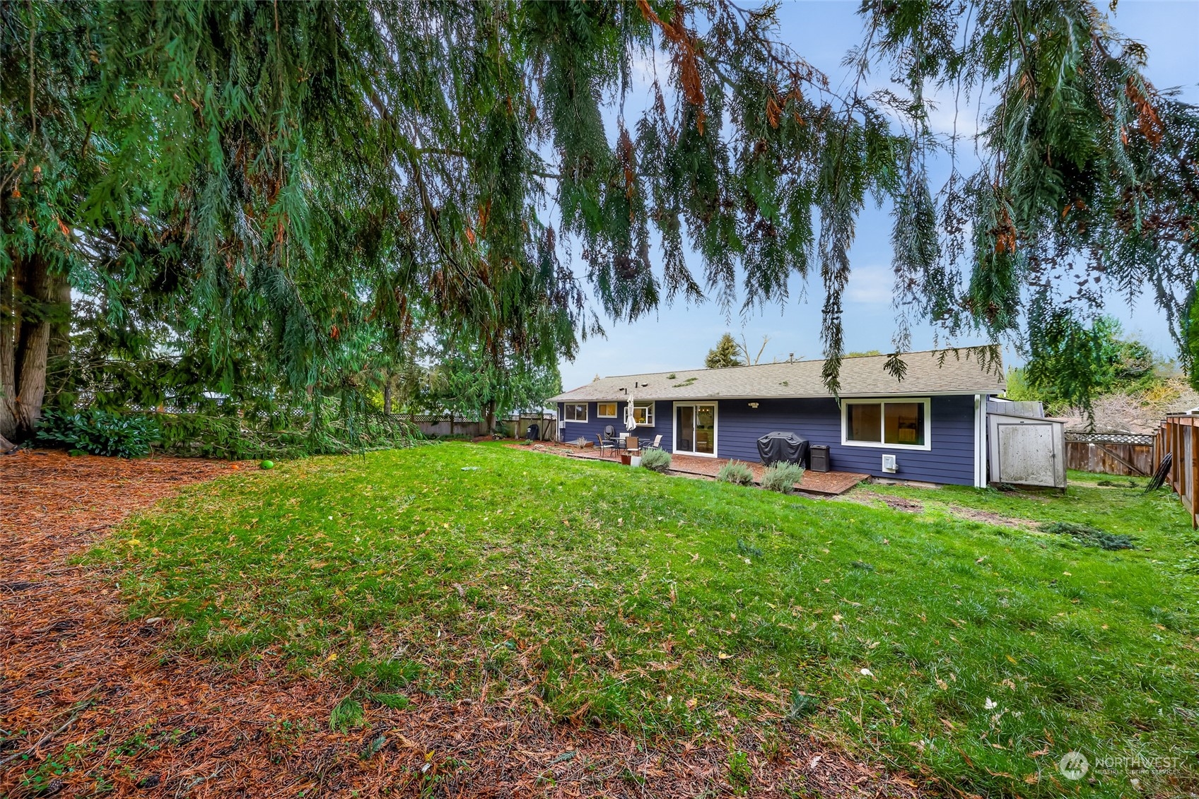 19227 29th Avenue Southeast Bothell, WA 98012 - Photo 29 of 38 Gallery Image 29