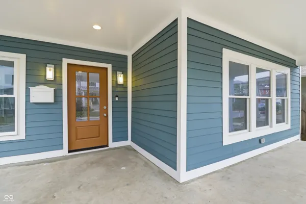$495,000 | 2022 Carrollton Avenue, Indianapolis, IN 46202