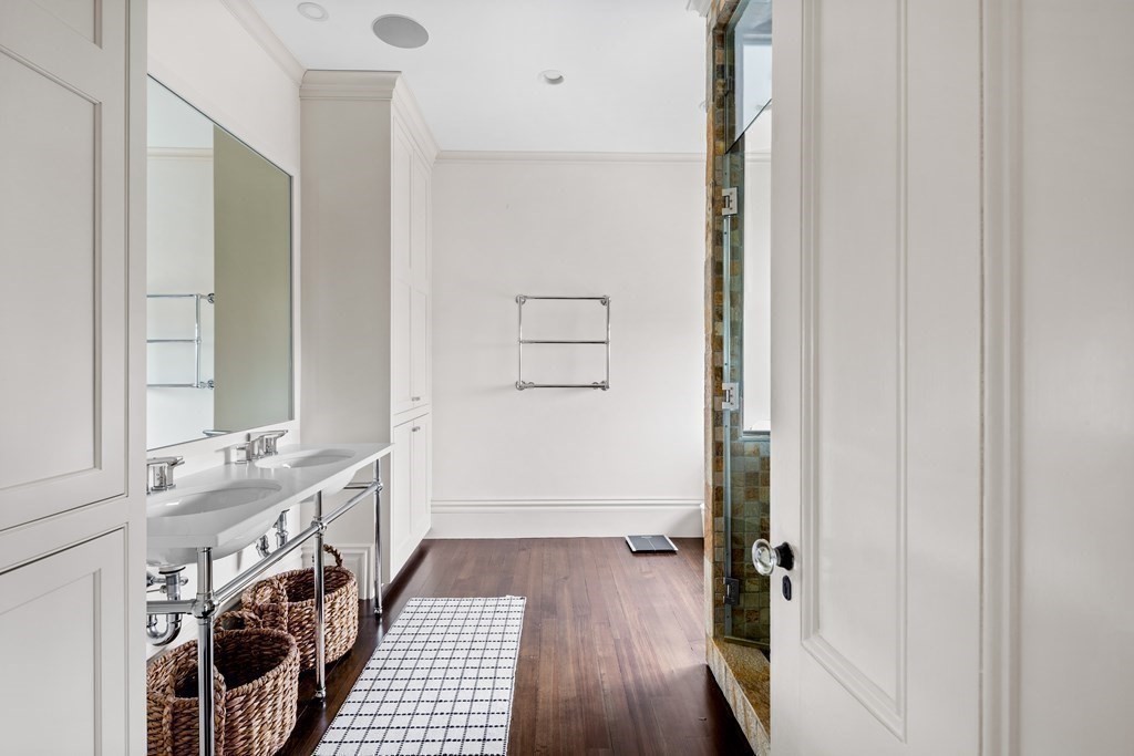 15 Old Neck Road Manchester, MA 01944 - Photo 18 of 24 a room with a washer and dryer