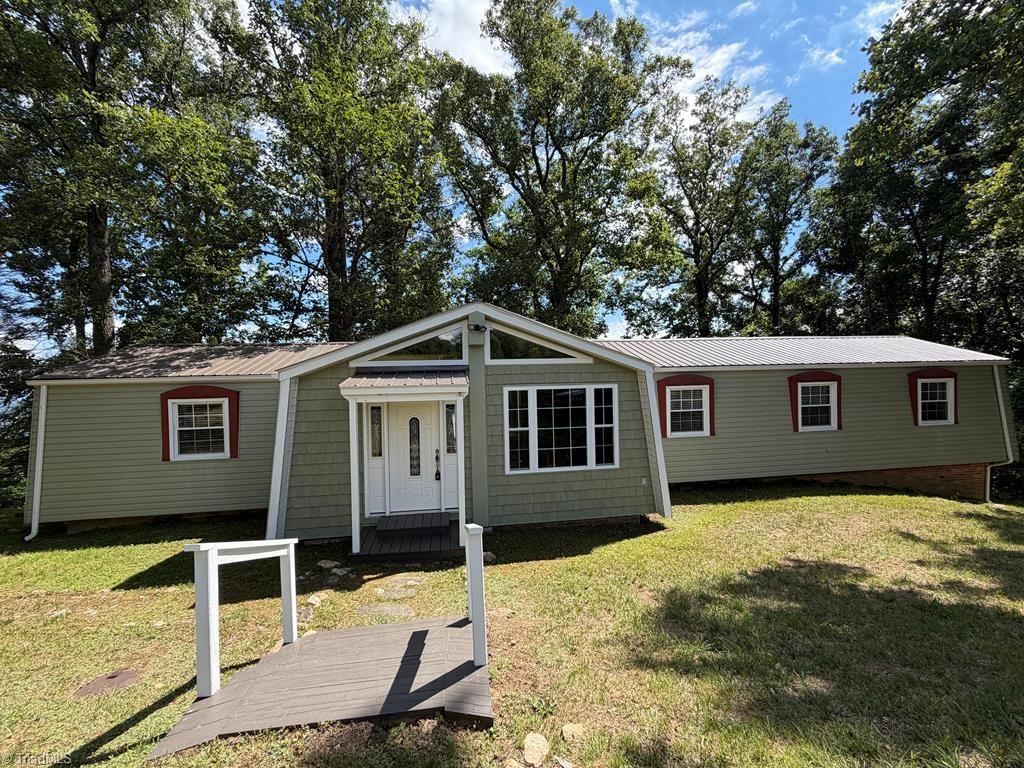 794 Rhododendron Road Hillsville, VA 24343 - Photo 1 of 27