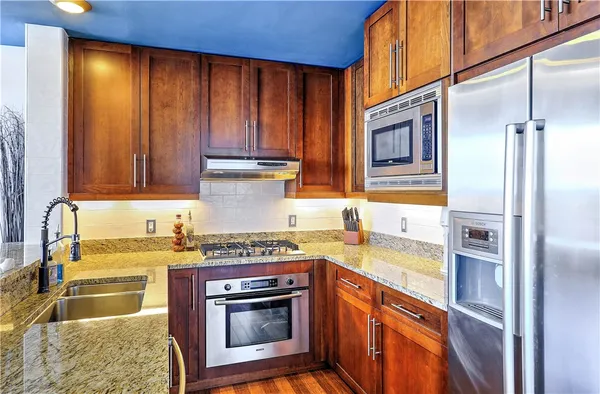 $3,950 | 1 West Exchange Street, Unit 2107, Providence, RI 02903