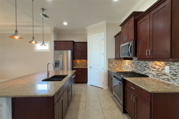 $3,600 | 4610 Royal Dornoch Circle, Bradenton, FL 34211