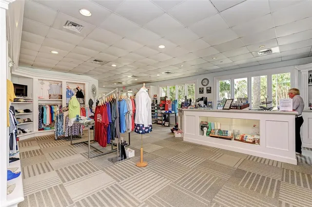 $3,600 | 4610 Royal Dornoch Circle, Bradenton, FL 34211