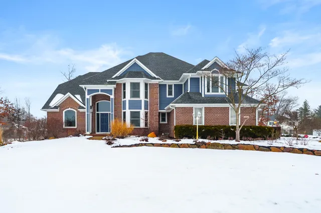 $775,000 | 5284 Green Pine Lane, Kalamazoo, MI 49009
