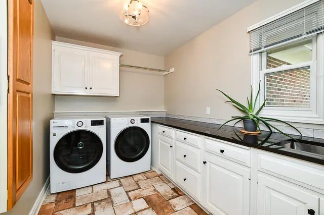 $775,000 | 5284 Green Pine Lane, Kalamazoo, MI 49009