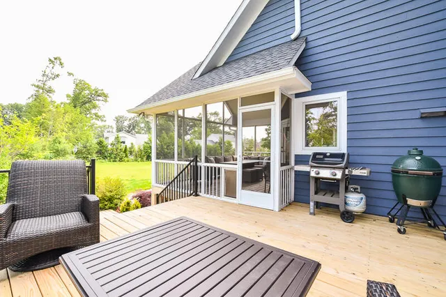 $775,000 | 5284 Green Pine Lane, Kalamazoo, MI 49009