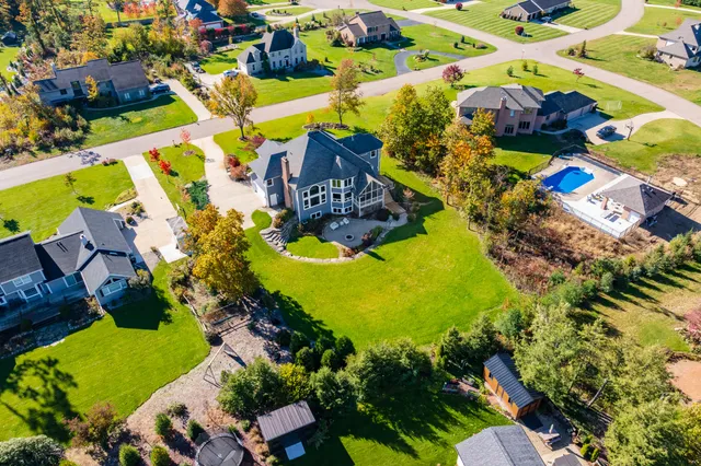 $775,000 | 5284 Green Pine Lane, Kalamazoo, MI 49009