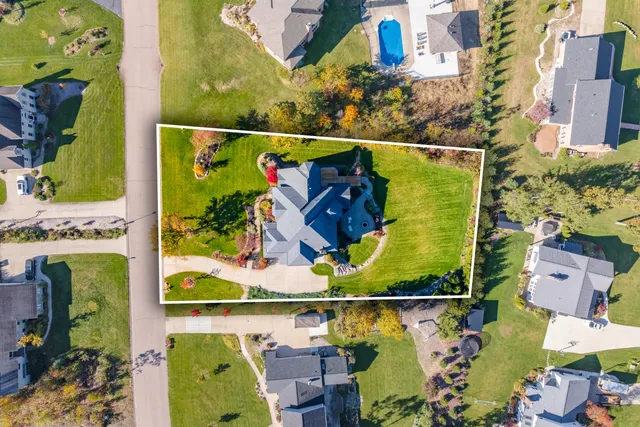 $775,000 | 5284 Green Pine Lane, Kalamazoo, MI 49009