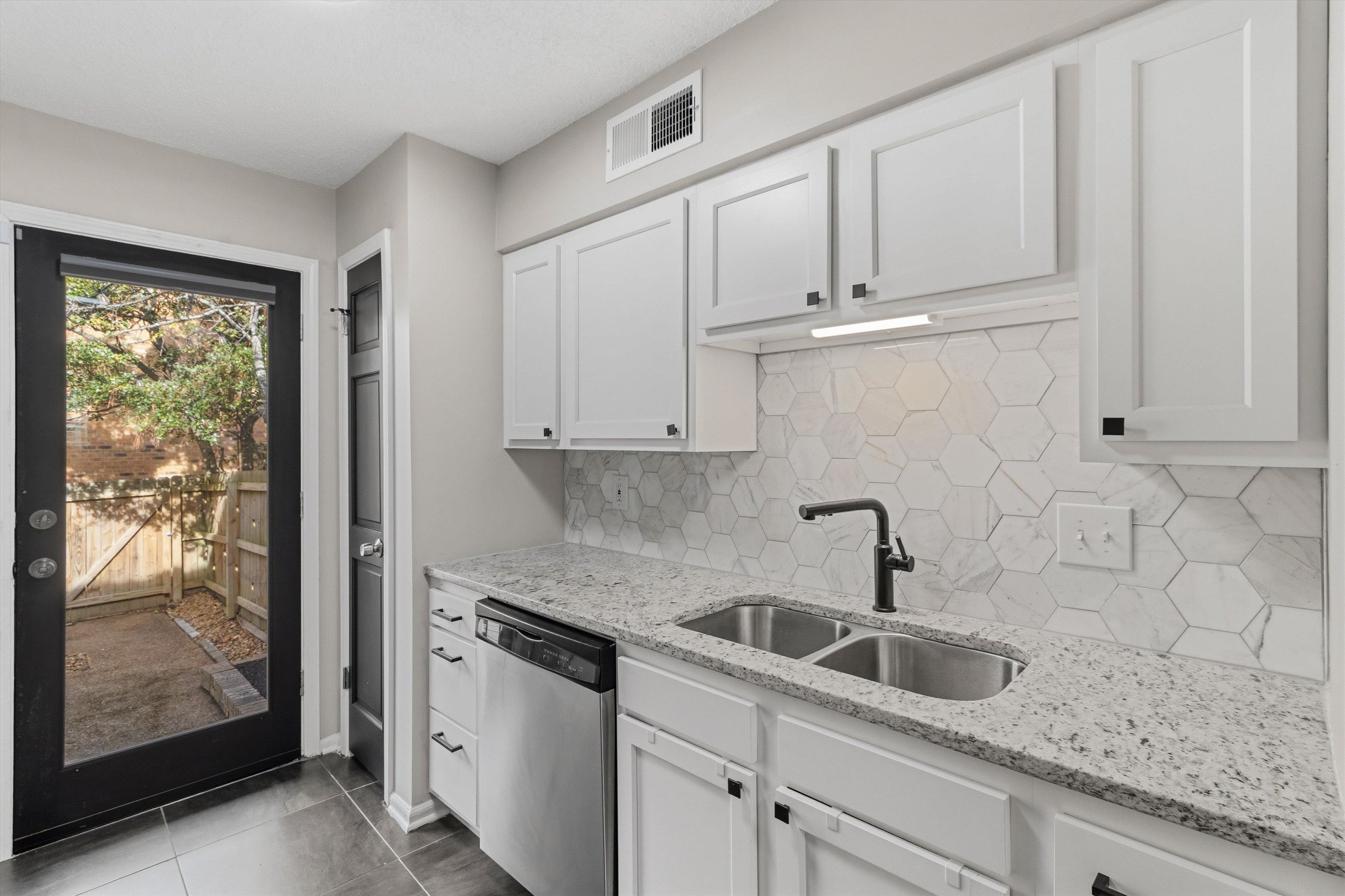 6902 Midhurst Road, Unit 6902 Memphis, TN 38119 - Photo 7 of 26